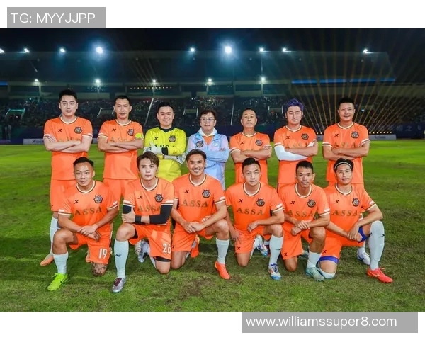 2014年足球盛世中的璀璨明星们盘点与他们的辉煌瞬间