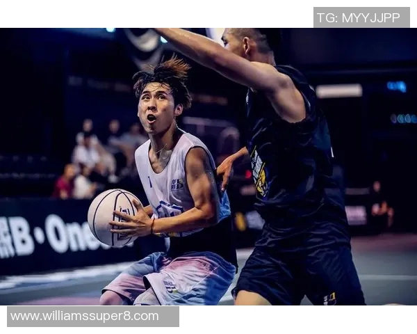 成都篮球队在城市联赛中以59分稳居积分榜首位展现强劲实力